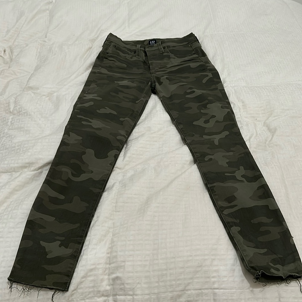 GAP camouflage pants *worn once*!